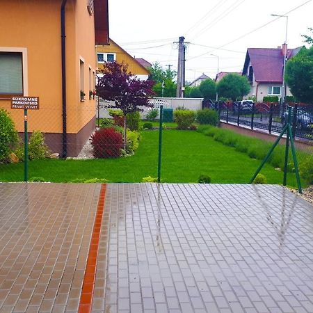 Гостевой дом Privat Velvet Турчьянске-Теплице Экстерьер фото