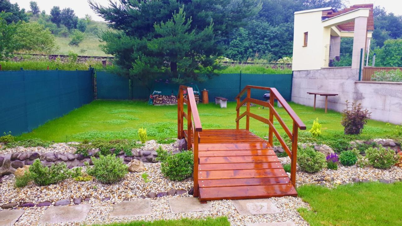 Гостевой дом Privat Velvet Турчьянске-Теплице Экстерьер фото